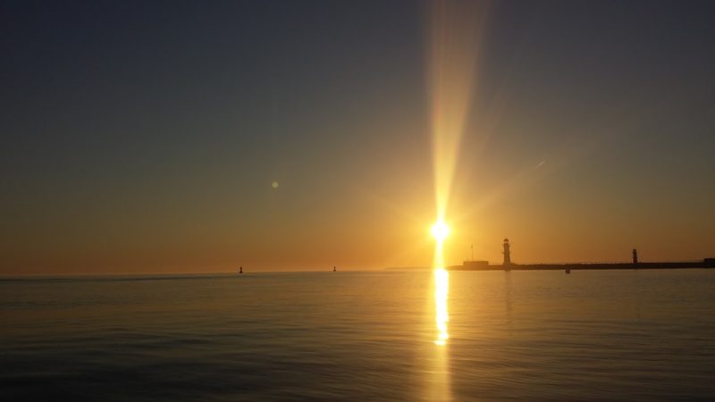 hro1.de-Sonneaufgang-Warnemuende